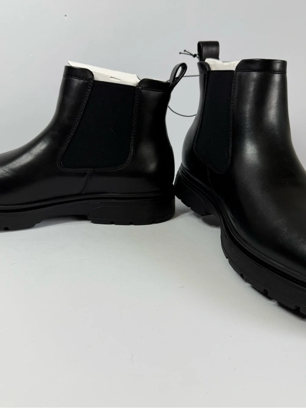 NWT No Boundaries Men's Black Faux Leather Lug Sole Chelsea Boots 11